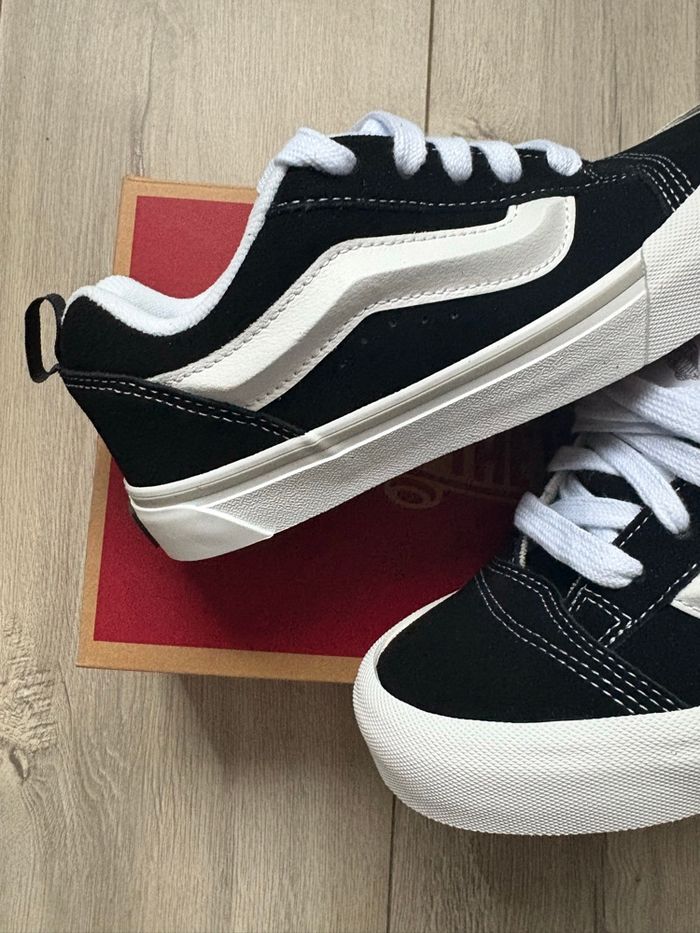 Baskets Vans Knu School - Taille 35 - Femme - photo numéro 3
