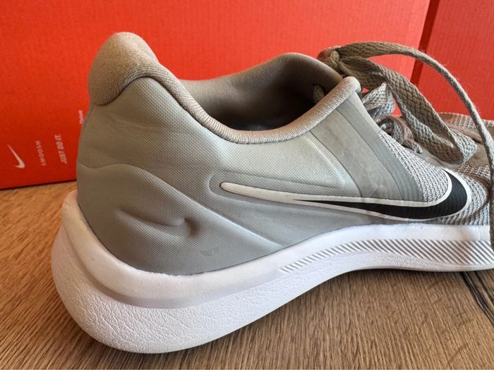 Baskets Nike star runner 3 pointure 38 très bon état - photo numéro 11