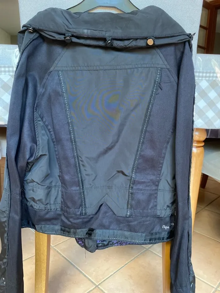 Blouson court et ceintré - photo numéro 7