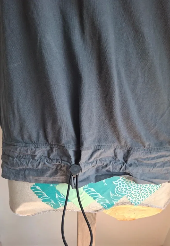 Tee-shirt gris foncé avec poche, Impérial, ML, neuf, taille L - photo numéro 2