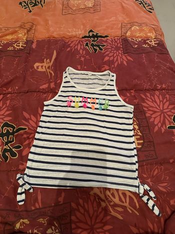 Débardeur fille taille 8 ans🦄