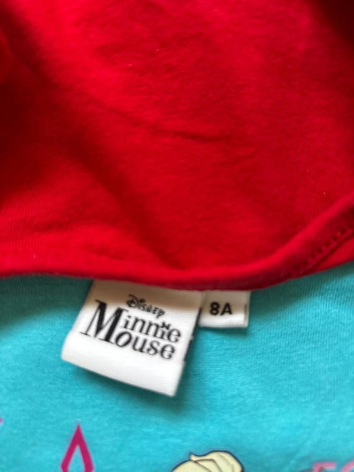 2 r shirts Disney 8 ans - photo numéro 4