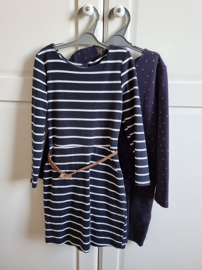Lot robes H&M 4/6ans manches longues - photo numéro 2