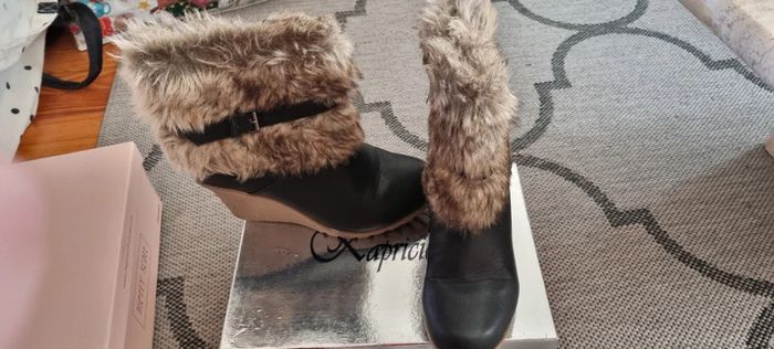 Bottines à fausse fourrure taille 39 Pincastel