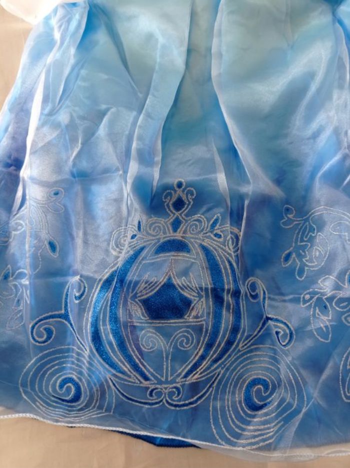 Déguisement robe princesse et accessoires 6ans - photo numéro 5