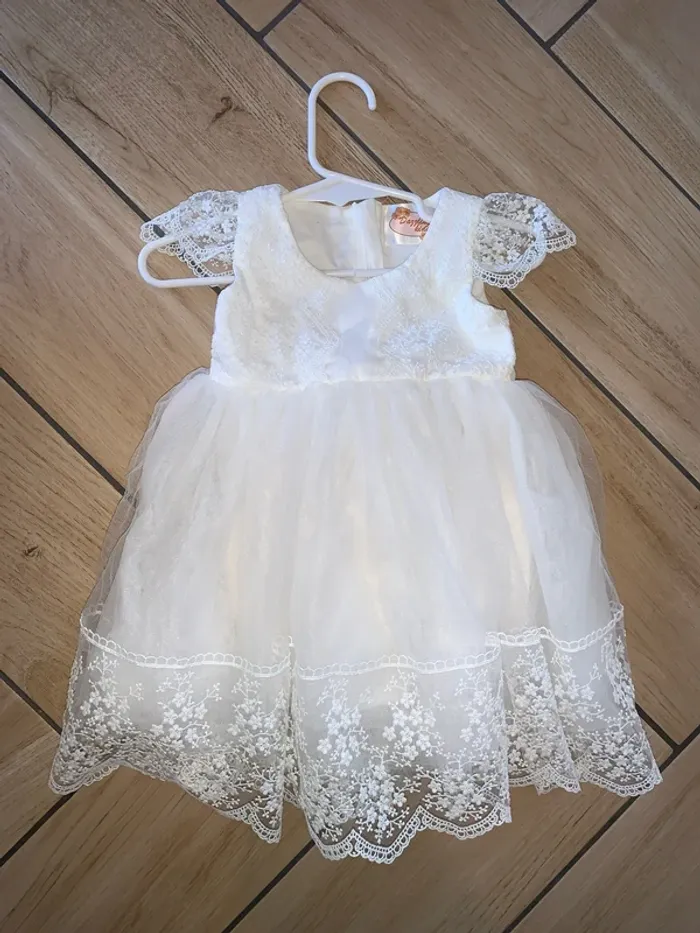 Robe de cérémonie