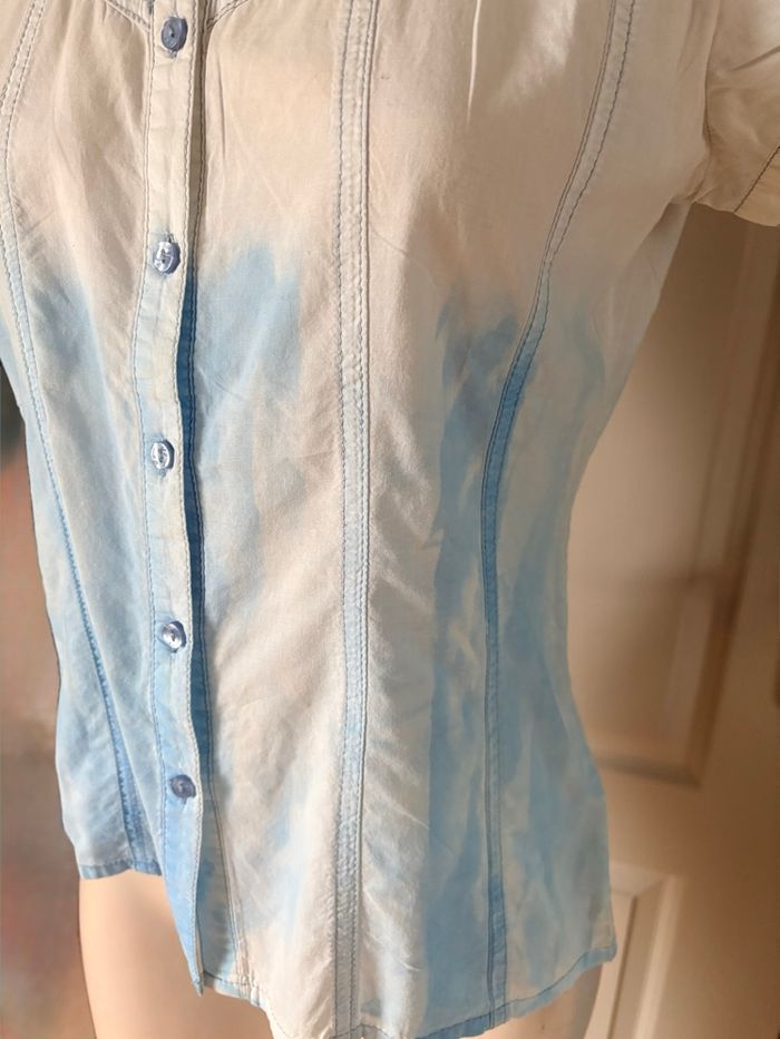 🤍 Chemisette femme Kaporal – Taille XS – Blanc dégradé bleu ciel – TBE - photo numéro 3