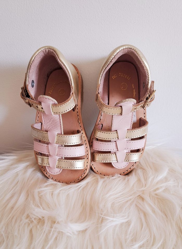 sandales dorées du pareil au même t21👶 - photo numéro 2