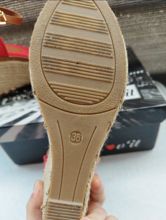 Sandale talon compensé rouge - photo numéro 5