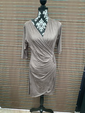Robe brune cache cœur Tu neuve