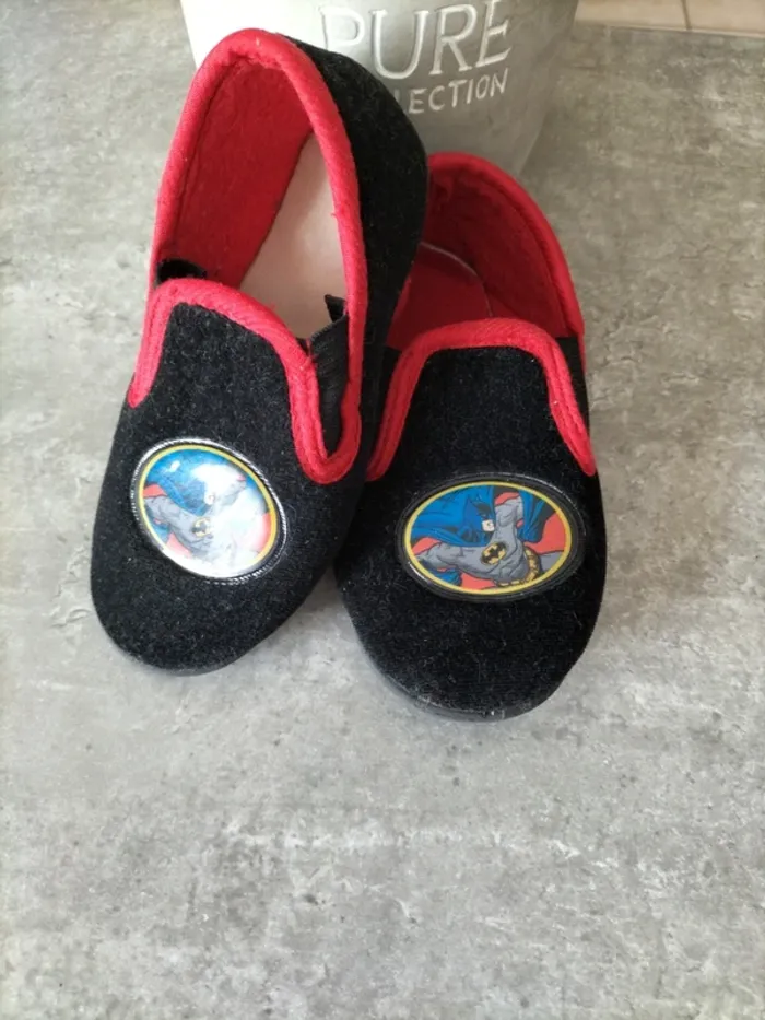 Chaussons Batman taille 27 - photo numéro 2
