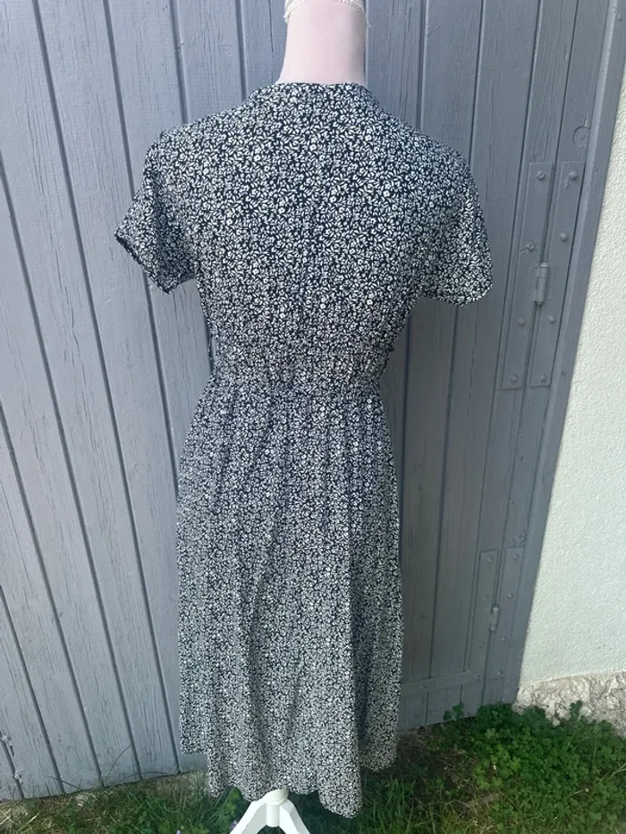 Robe d’été manches courtes mi longue imprimés fleuri - photo numéro 4