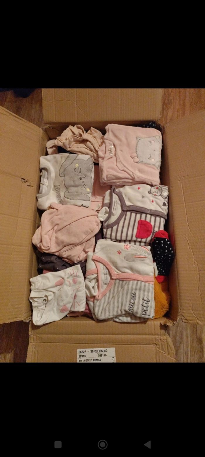 Lot de vêtements