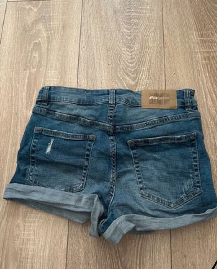 Short jean - photo numéro 2