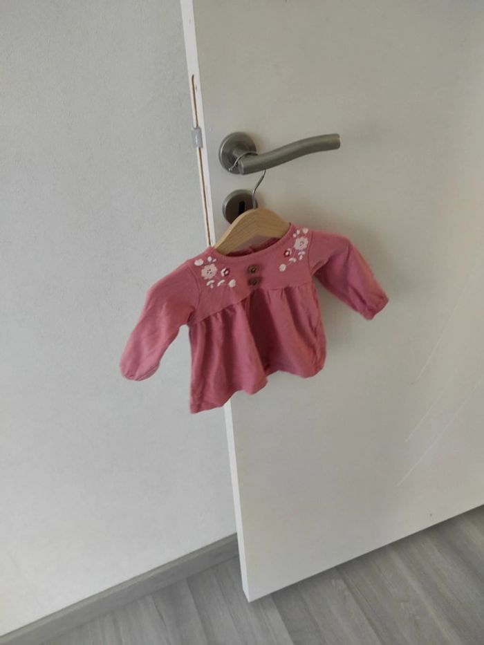 Blouse manches longues 6 mois - photo numéro 2