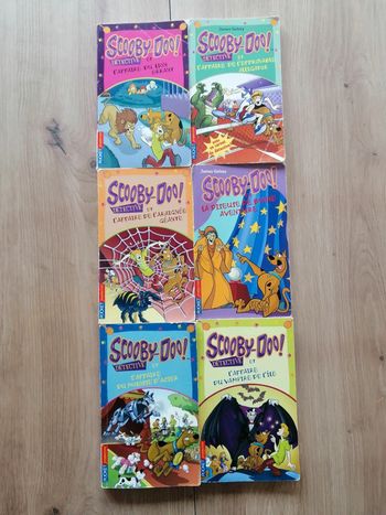 Lot scooby-doo détective