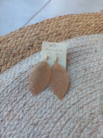 Boucles d'oreilles feuilles dorées