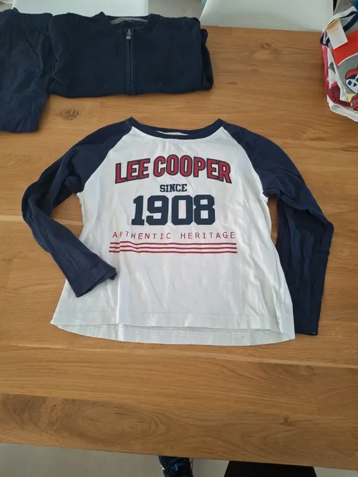 Lot vêtements garçon 5 ans - photo numéro 7