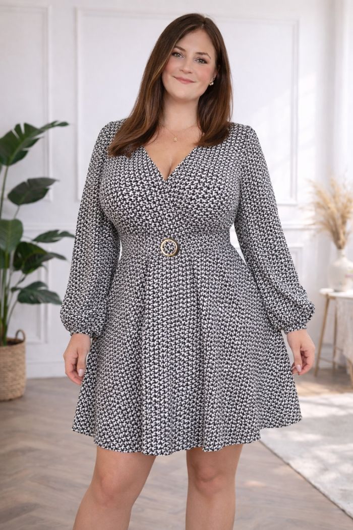Robe manches longues bouffantes imprimé géométrique noire et blanche Femme taille 54 marque Boohoo 💍