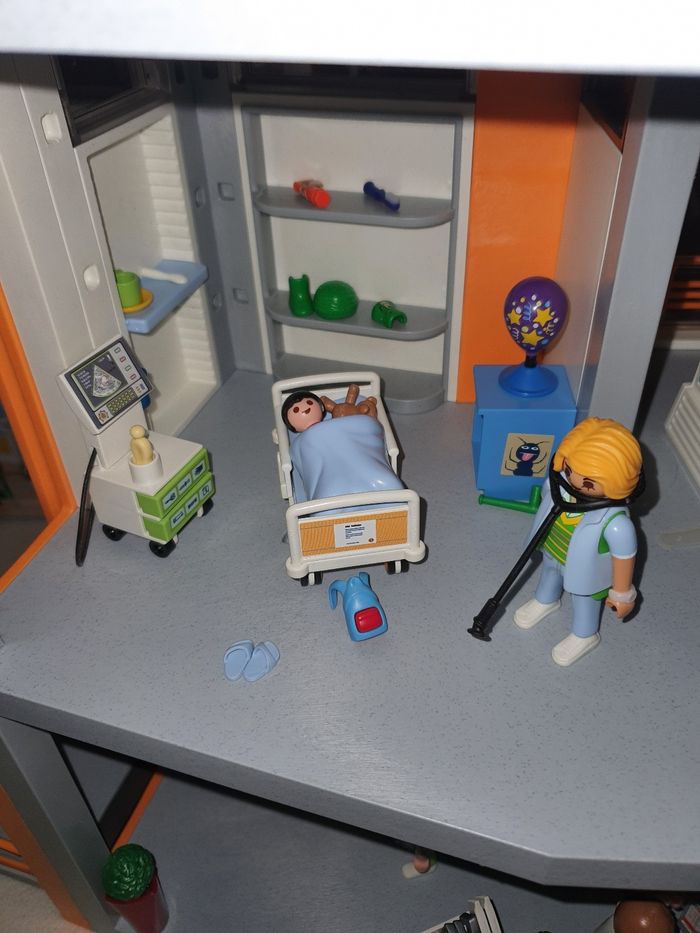 Hopital playmobil 70190 - photo numéro 8