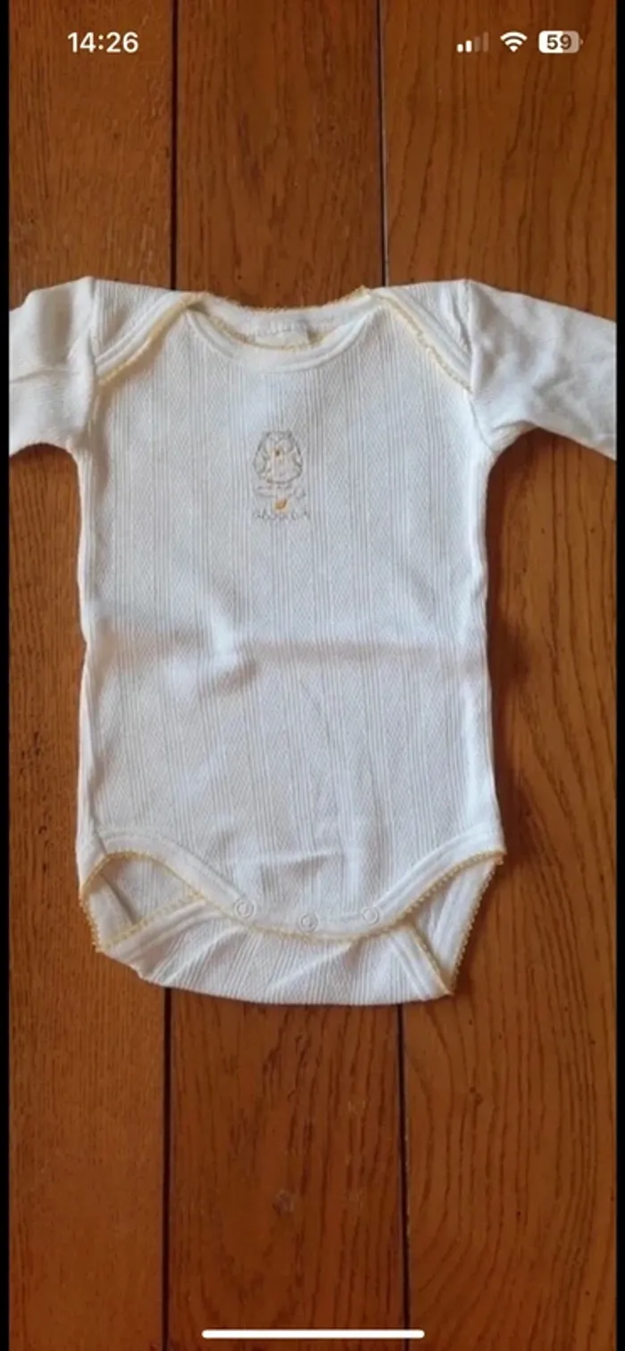 Lot de 3 bodies 3 mois - photo numéro 6