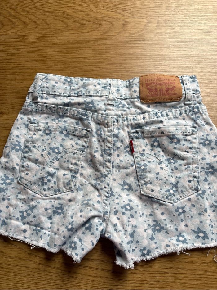 Short fille taille 116 - photo numéro 4