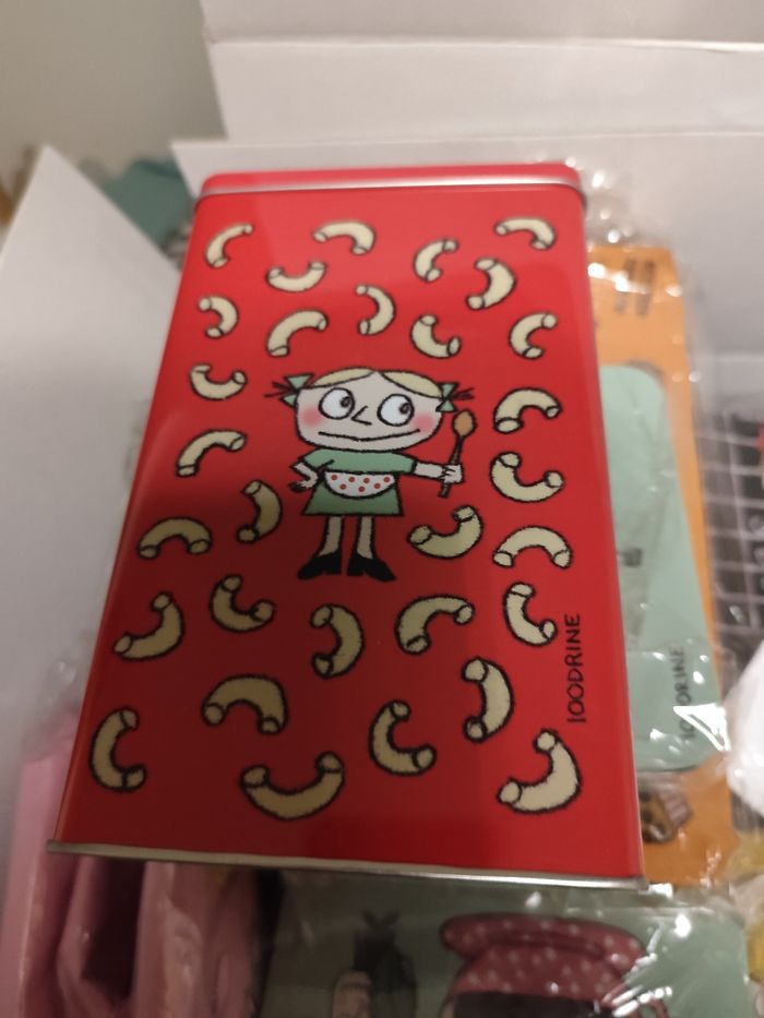 Boîte à pâtes  en métal