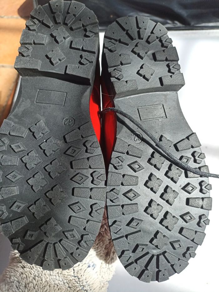 Chaussures rouge taille 32 - photo numéro 3