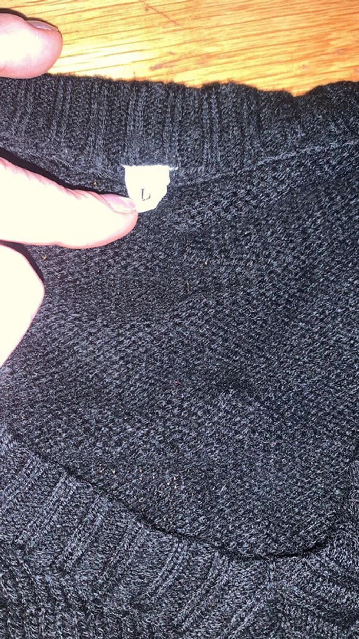 Pull noir femme col V - photo numéro 3