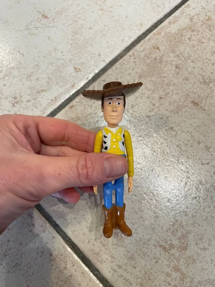 Figurine Woody Toy Story - photo numéro 3