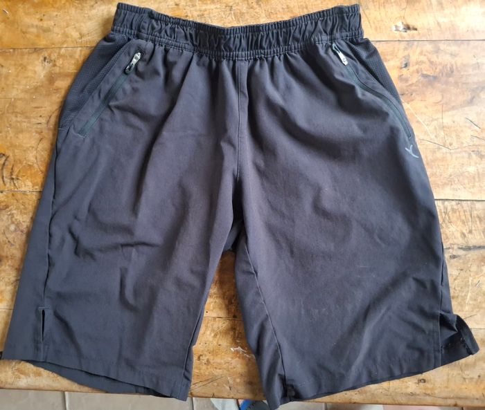 Short de sport 14-15 ans