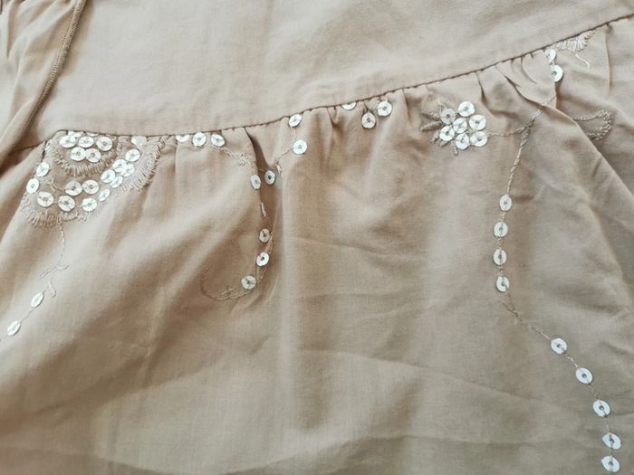 Lot de jupes et pulls pour 10 ans - photo numéro 5