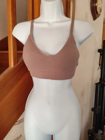 Brassière marron avec rembourrage
