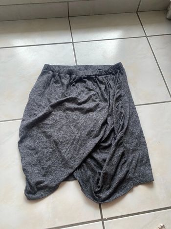 Jupe grise, atmosphère taille 36