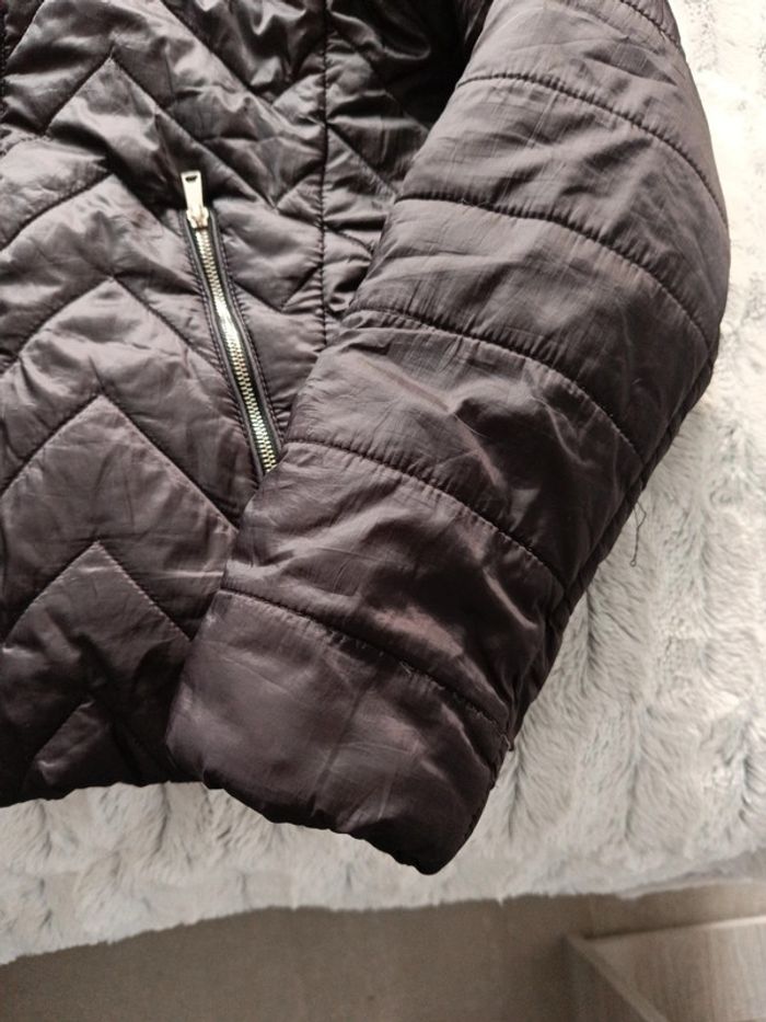 Doudoune légère noire  bershka taille S - photo numéro 2