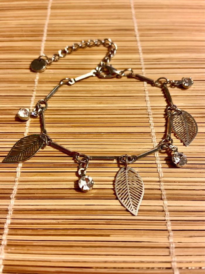 Bracelet argenté pendentifs plumes et brillants Adopt