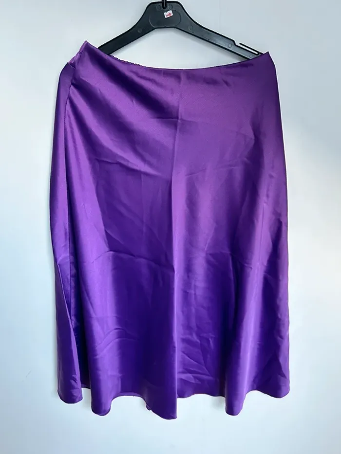 Jolie jupe longue violet en satin femme taille S Lola liza