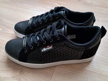 Baskets Ellesse taille 43