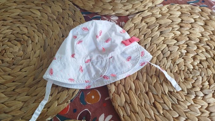 Chapeau 3 mois - photo numéro 2