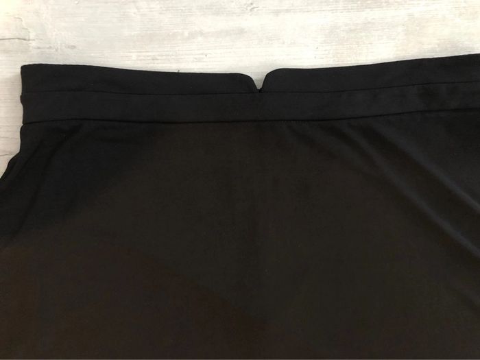 AN100: Jupe Carmen marc valvo T44 NEUVE - photo numéro 2