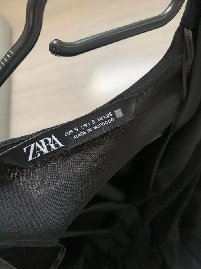 Robe Zara noire - photo numéro 2