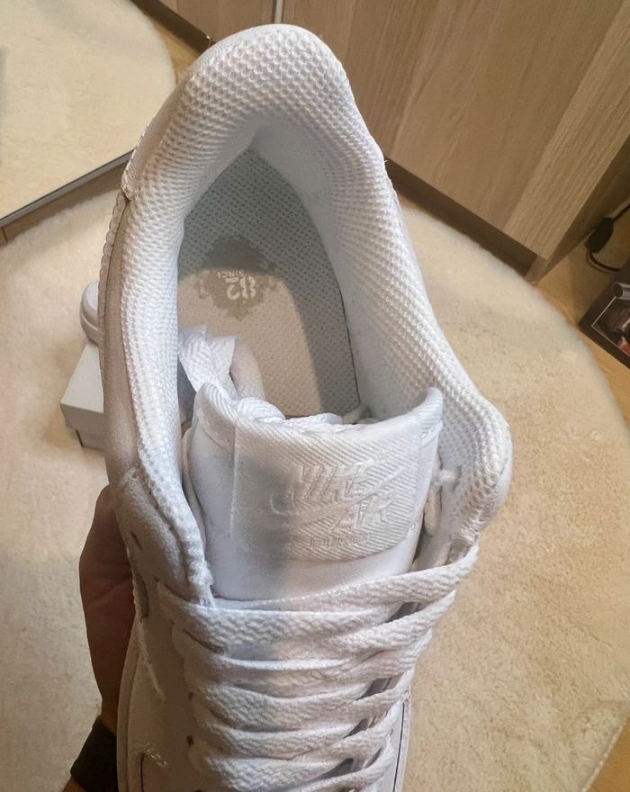 Nouveau Nike Air Force 1 Low Blanc Taille 41 - photo numéro 6