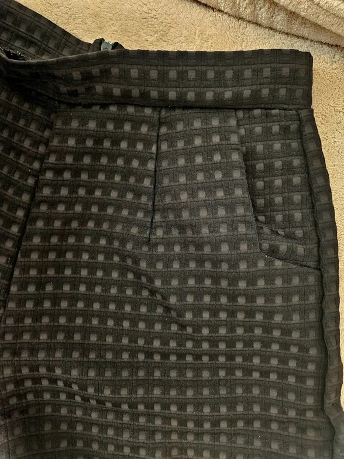 Short noir Taille 36/38 Neuf - photo numéro 4