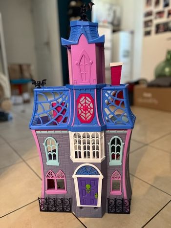 Maison vampirina