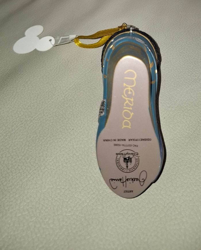Mini chaussure mini shoes
ornement disney merida - photo numéro 9