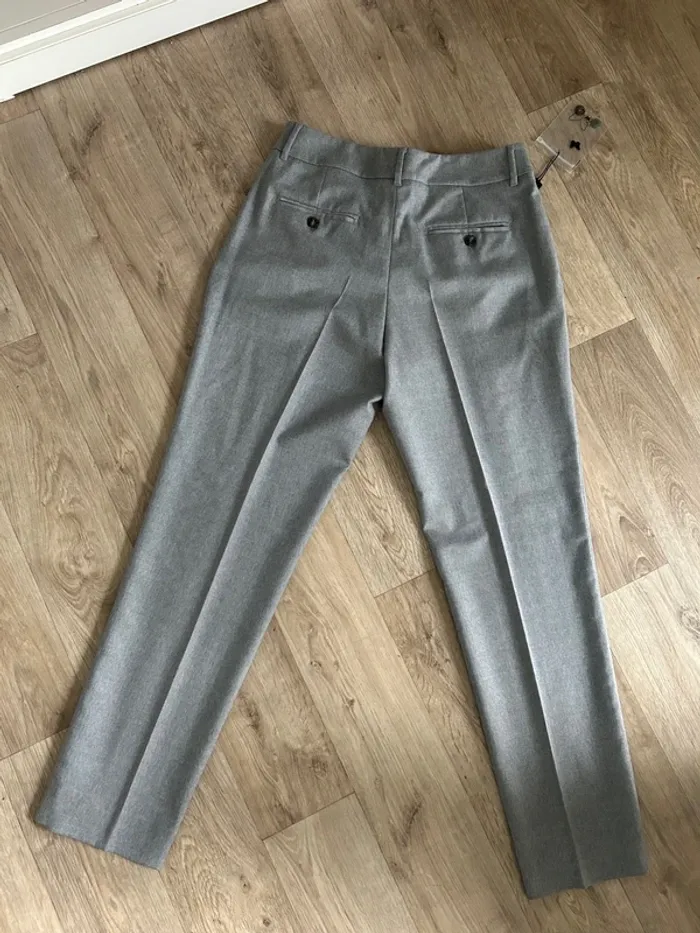 Max mara pantalon gris en laine neuf avec étiquette femme, taille 38 - photo numéro 5