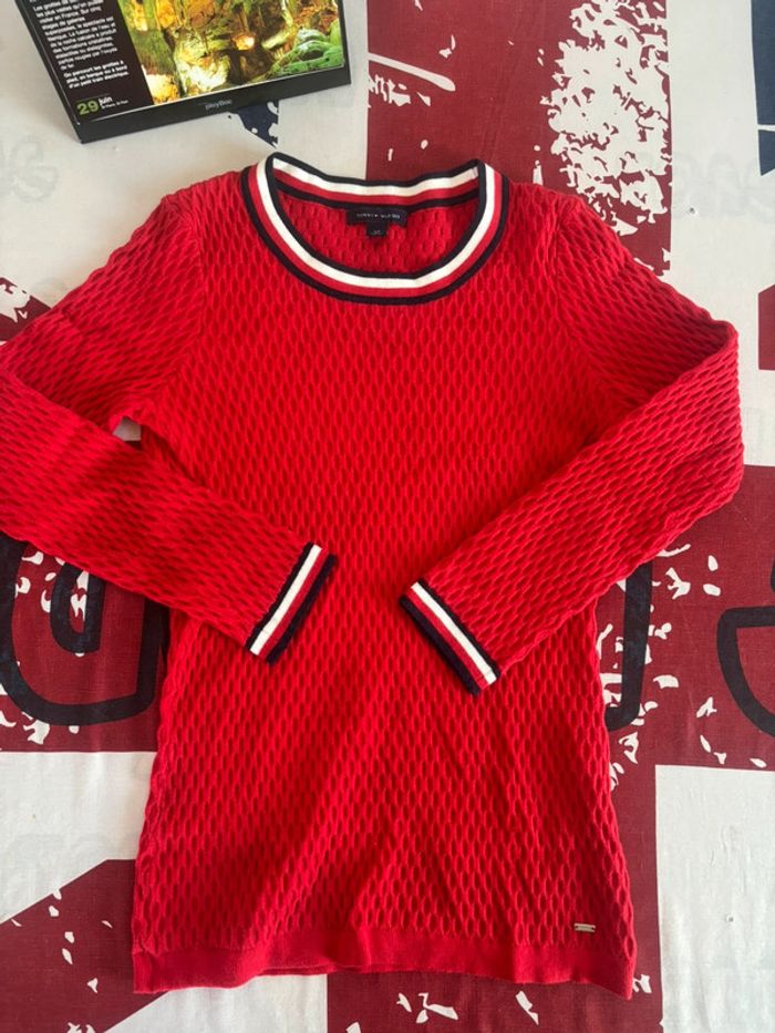 Sweat manche 3/4 Tommy Hilfiger brodé rouge col bleu blanc rouge - photo numéro 2