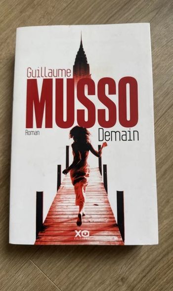 Livre Guillaume MUSSO - Demain