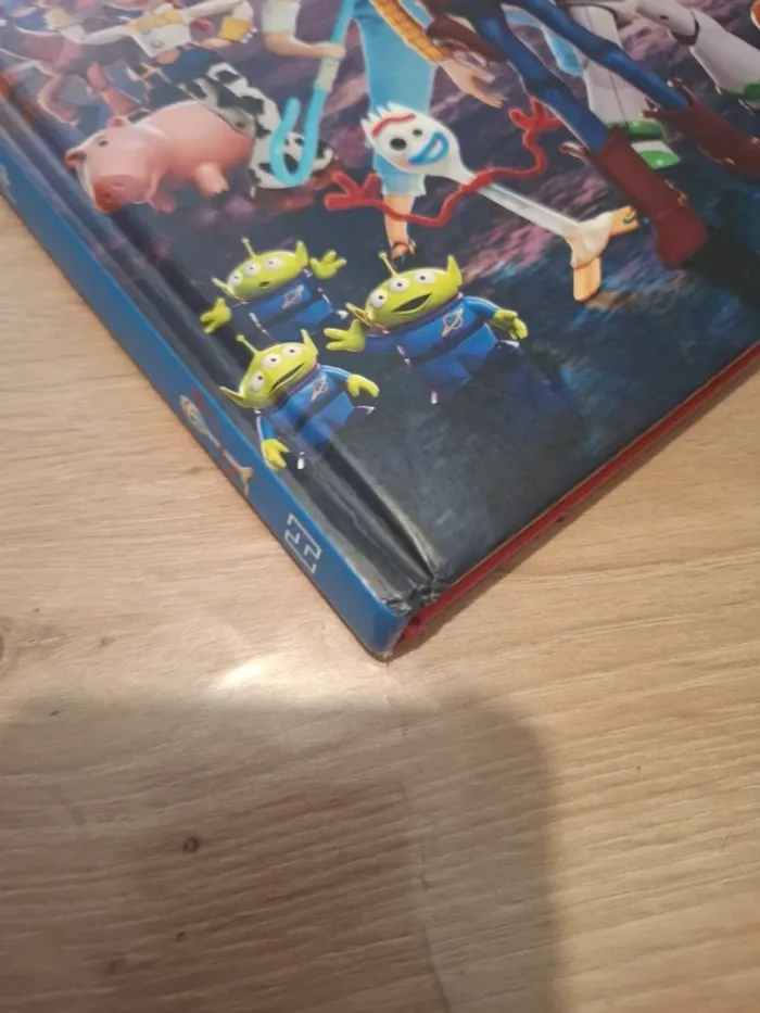 Livre toy story 4 - photo numéro 4
