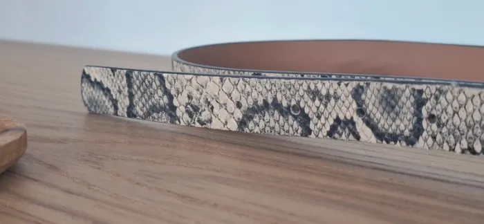 Ceinture effet python beige – LA tendance incontournable - Très bon état 🌟 - photo numéro 3